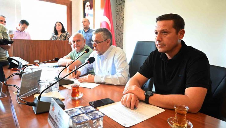 Başkan Topaloğlu: “Göynük ve Tekirova’ya kapalı pazar yeri geliyor”