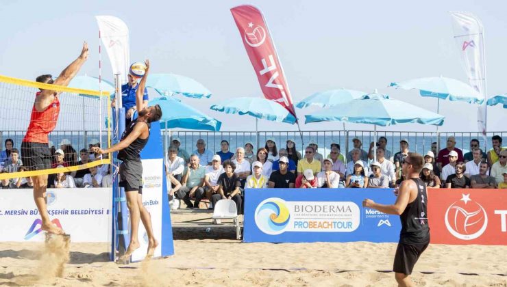 Seçer, Pro Beach Tour Plaj Voleybolunda sporcuların heyecanına ortak oldu
